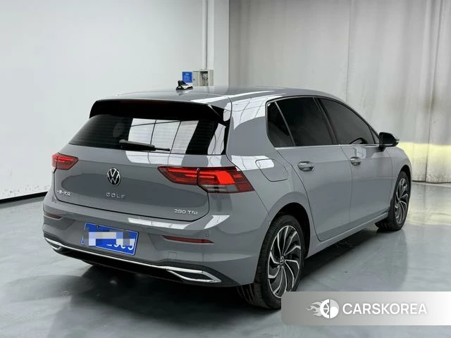 Volkswagen Golf 2023 Темно-серый из Китая, фото 3