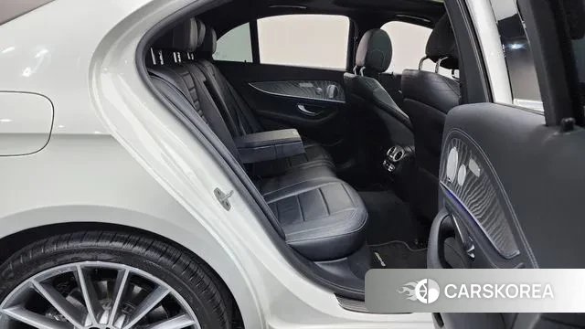 Mercedes-Benz E-Class W213 2021 Белый из Кореи, фото 3