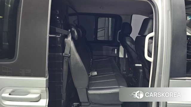 Hyundai Staria 2022 Серебристо-серый из Кореи, фото 3