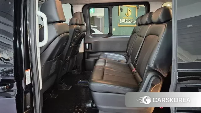 Hyundai Staria 2021 Черный из Кореи, фото 3