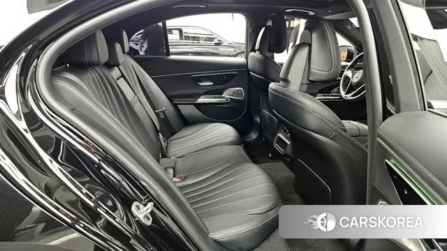 Mercedes-Benz E-Class W214 2024 Черный из Кореи, фото 3