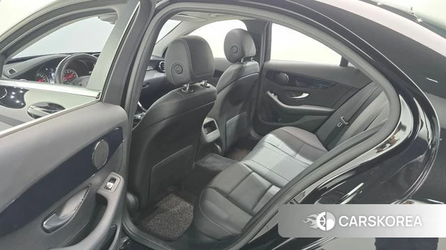 Mercedes-Benz C-Class W205 2018 Черный из Кореи, фото 3