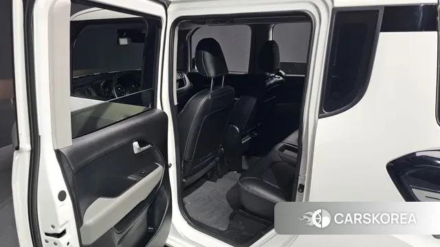 Kia The New Kia Ray EV 2023 Белый из Кореи, фото 3