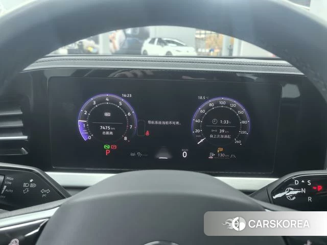 Volkswagen Passat 2024 Фиолетовый из Китая, фото 3