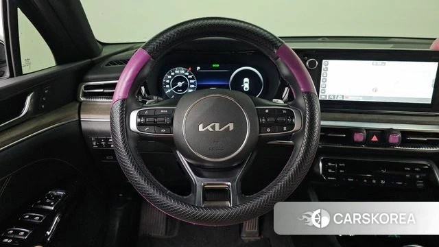 Kia K5 3rd generation 2023 Черный из Кореи, фото 3