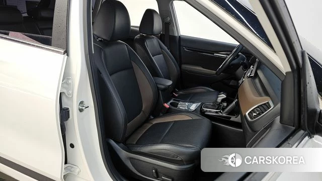 Kia Seltos 2022 Белый из Кореи, фото 3