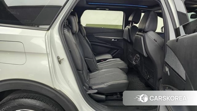 Peugeot 5008 second generation 2018 Белый из Кореи, фото 3