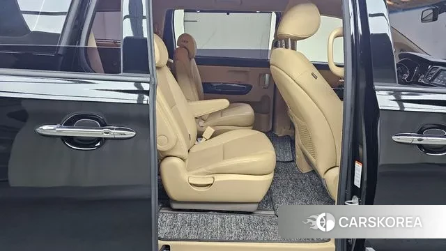 Kia The New Carnival 2019 Черный из Кореи, фото 3