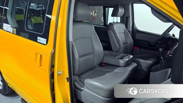 Hyundai The New Grand Starex 2019 Желтый из Кореи, фото 3