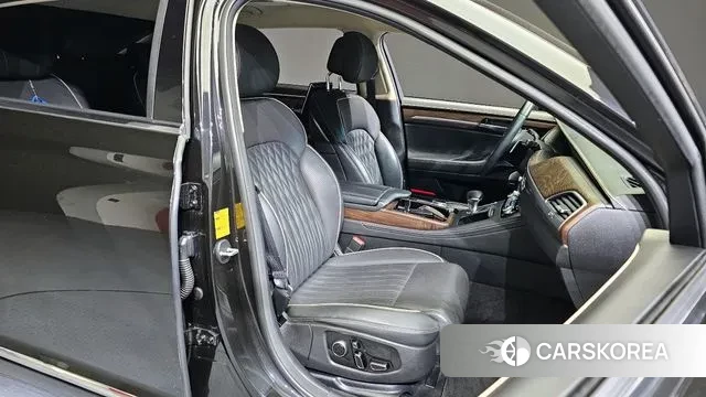 Genesis G90 2019 Черный из Кореи, фото 3