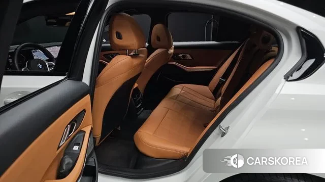 BMW 3 Series (G20) 2024 Белый из Кореи, фото 3