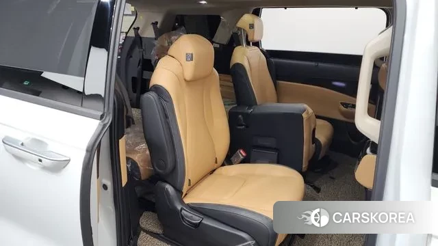 Kia Carnival 4th generation 2023 Белый из Кореи, фото 3
