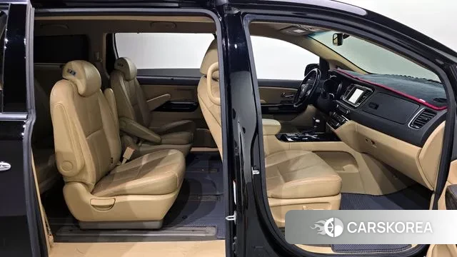 Kia The New Carnival 2018 Черный из Кореи, фото 3