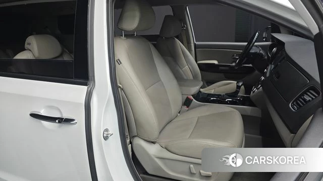 Kia The New Carnival 2018 Белый из Кореи, фото 3