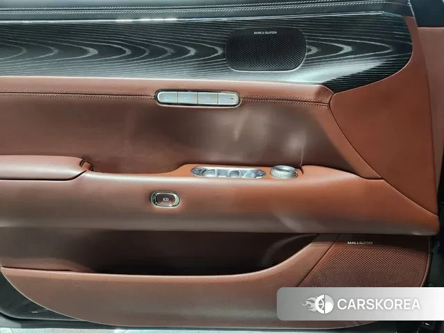 Genesis G90 (RS4) 2022 Черный из Кореи, фото 3