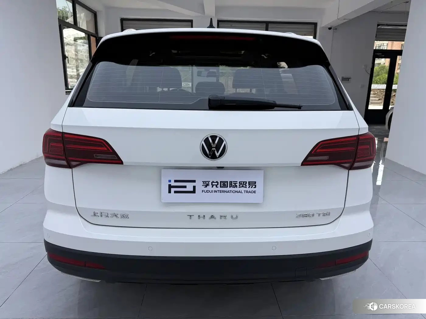Volkswagen Tharu 2022 Белый из Китая, фото 3