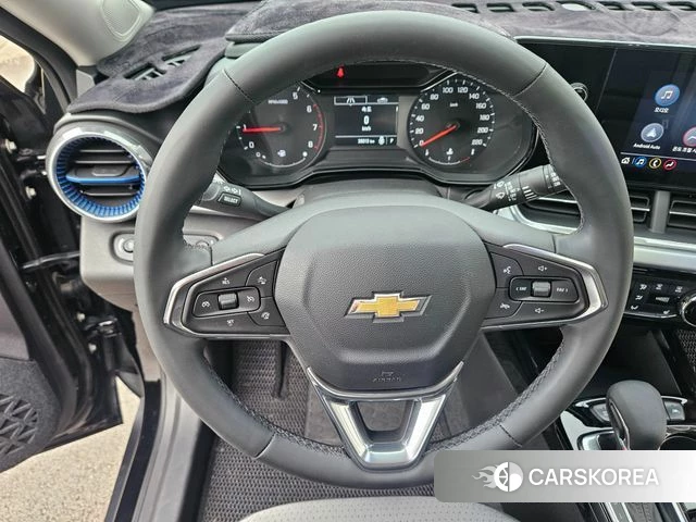 Chevrolet (GM Daewoo) Trax Crossover 2023 Черный из Кореи, фото 3