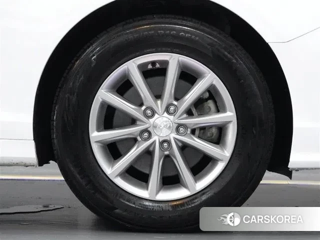 Hyundai Sonata New Rise 2018 Белый из Кореи, фото 3