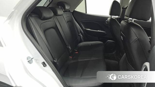 Hyundai Venue 2025 Белый из Кореи, фото 3