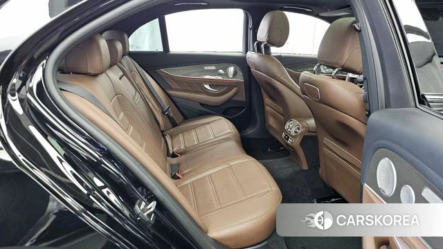 Mercedes-Benz E-Class W213 2019 Черный из Кореи, фото 3