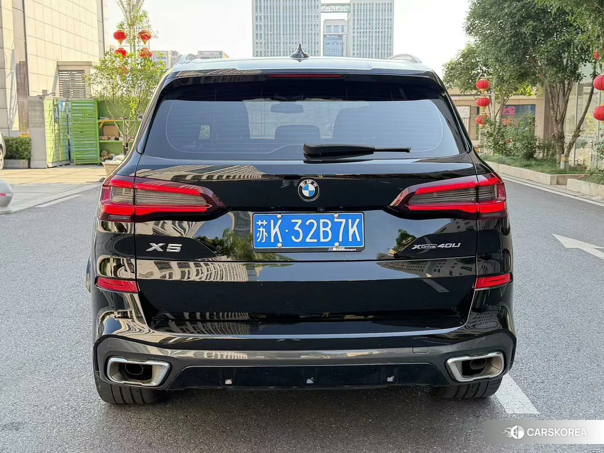 BMW X5 2022 Черный из Китая, фото 3