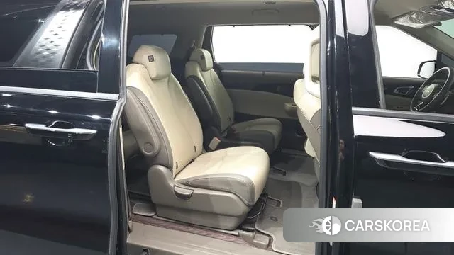 Kia The New Carnival 4th Generation 2024 Черный из Кореи, фото 3