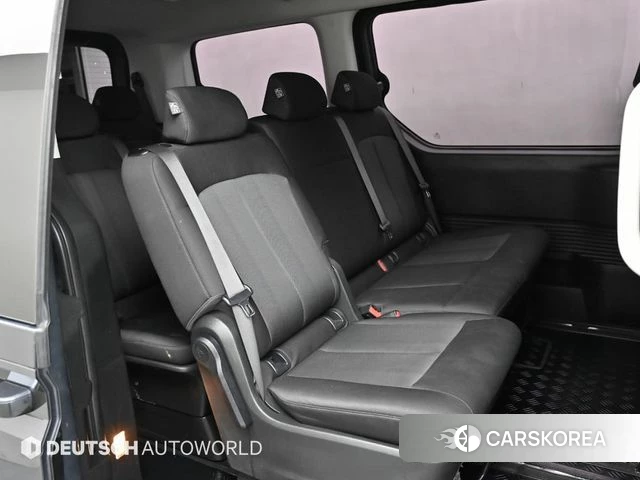 Hyundai Staria 2023 Серый из Кореи, фото 3