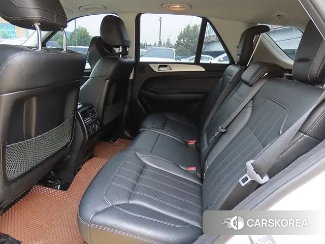 Mercedes-Benz GLE - Class W166 2018 Белый из Кореи, фото 3