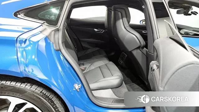 Audi e-Tron GT 2022 Синий из Кореи, фото 3