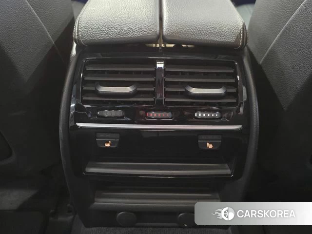 BMW 5 Series (G30) 2019 Цвет галактики из Кореи, фото 3