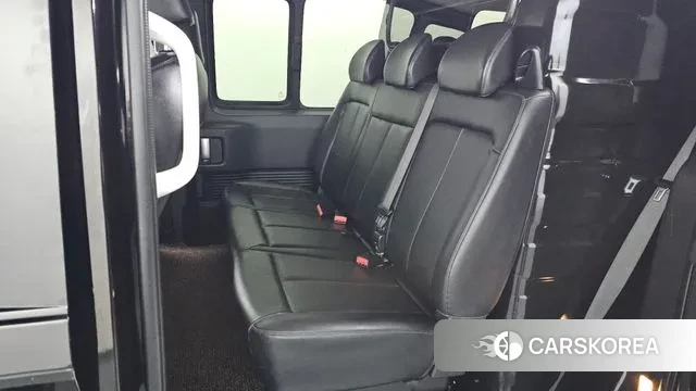 Hyundai Staria 2022 Черный из Кореи, фото 3