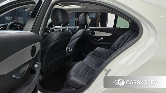 Mercedes-Benz C-Class W205 2018 Белый из Кореи, фото 3