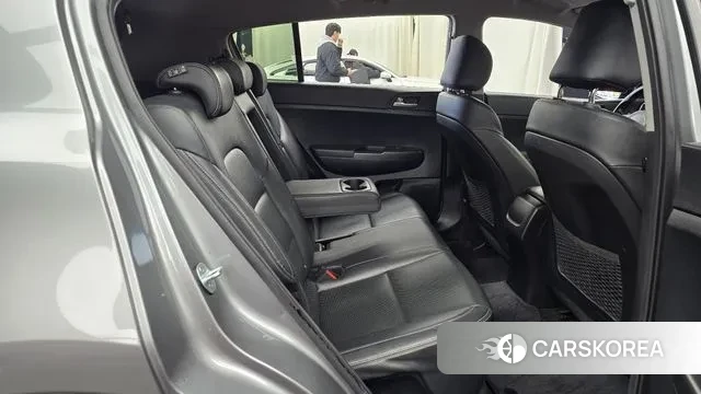 Kia Sportage The Bold 2020 Серебристо-серый из Кореи, фото 3