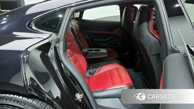 Porsche Taycan 2021 Черный из Кореи, фото 3