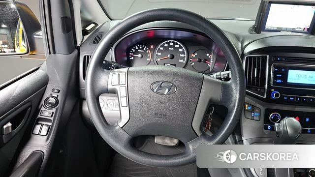 Hyundai The New Grand Starex 2018 Желтый из Кореи, фото 3