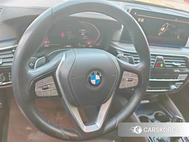 BMW 5 series 2022 Черный из Китая, фото 3