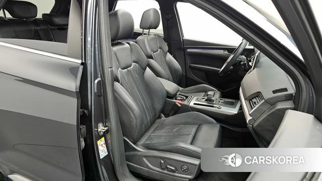 Audi Q5 (FY) 2020 Серый из Кореи, фото 3