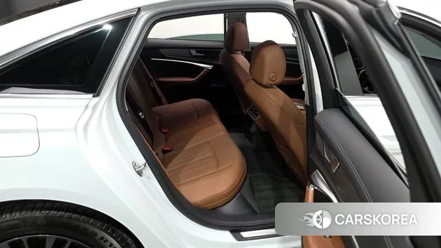 Audi A6 (C8) 2025 Белый из Кореи, фото 3