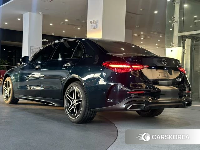 Mercedes-Benz Class C 2023 Зеленый из Китая, фото 3