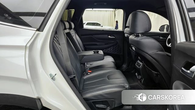 Hyundai The New Santa Fe 2023 Белый из Кореи, фото 3