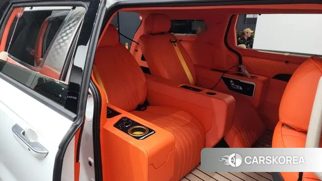 Kia Carnival 4th generation 2023 Белый из Кореи, фото 3