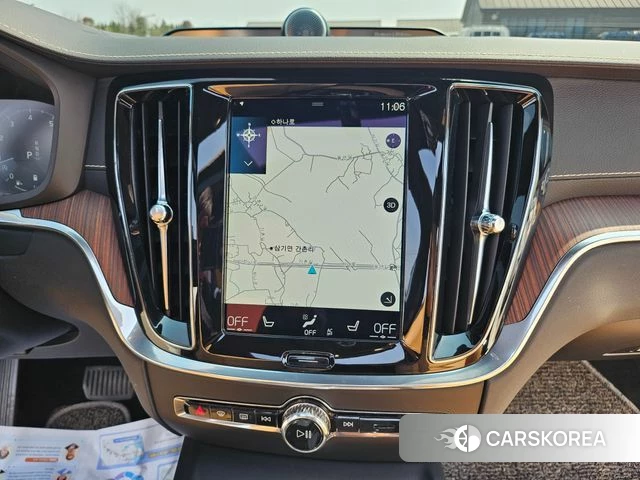 Volvo S60 3rd generation 2020 Белый из Кореи, фото 3