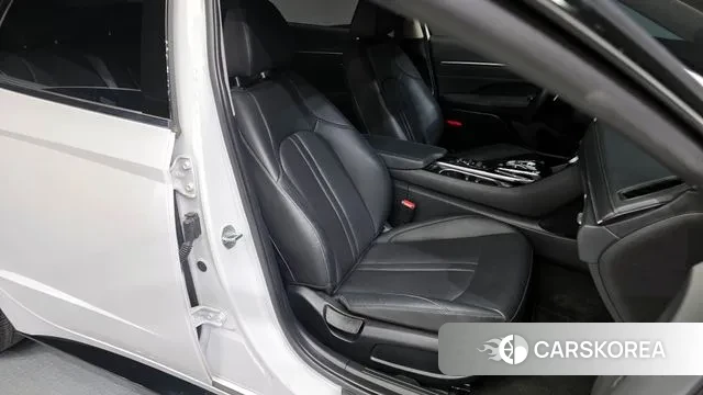 Hyundai Sonata (DN8) 2022 Белый из Кореи, фото 3