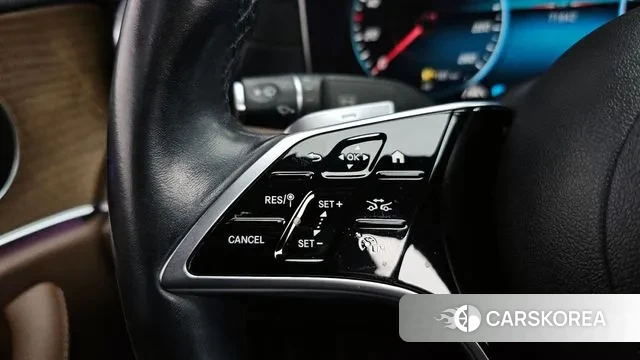 Mercedes-Benz E-Class W213 2021 Белый из Кореи, фото 3