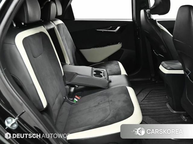 Kia EV6 2023 Черный из Кореи, фото 3