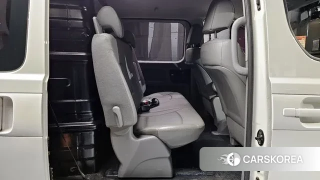 Hyundai The New Grand Starex 2018 Белый из Кореи, фото 3