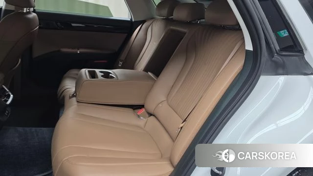 Hyundai Grandeur Hybrid (GN7) 2023 Белый из Кореи, фото 3