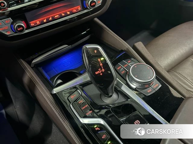 BMW 6 Series GT (G32) 2021 Белый из Кореи, фото 3