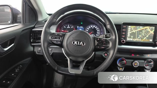 Kia Stonic 2018 Синий из Кореи, фото 3