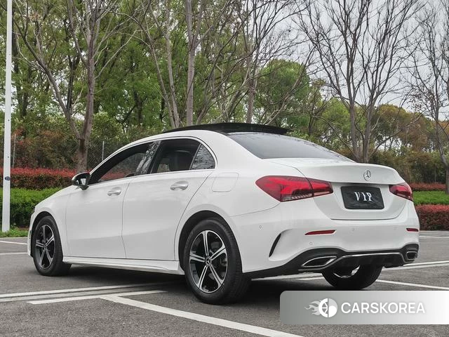 Mercedes-Benz Class A 2022 Белый из Китая, фото 3